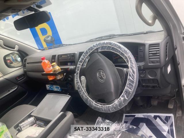 Toyota HIACE VAN 2016-03 8876163-7
