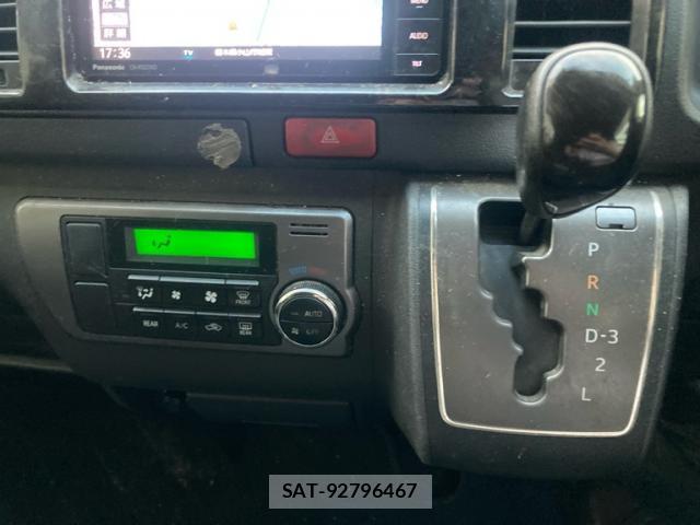Toyota HIACE VAN 2016-05 8876243-14
