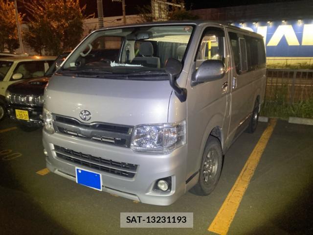 Toyota HIACE VAN 2013-08 8876403-0