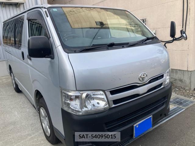 Toyota HIACE VAN 2011-10 8876427-1