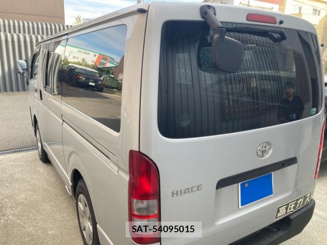 Toyota HIACE VAN 2011-10 8876427-12