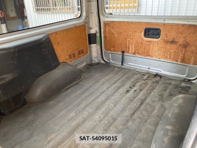 Toyota HIACE VAN 2011-10 8876427-14