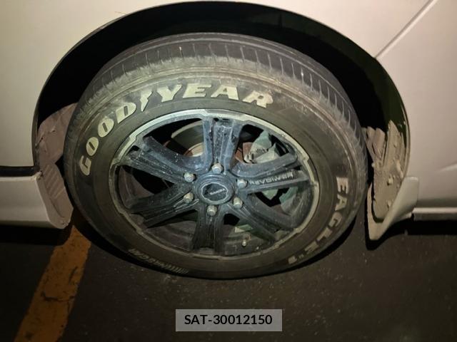Toyota HIACE VAN 2017-03 8876428-16
