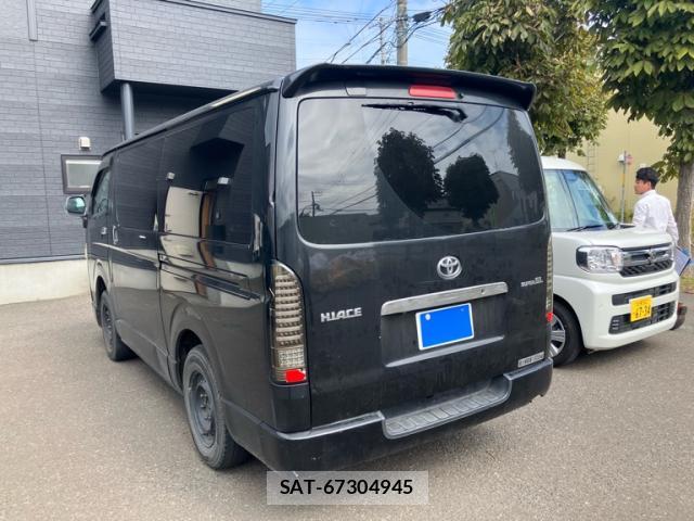 Toyota HIACE VAN 2009-01 8876433-13