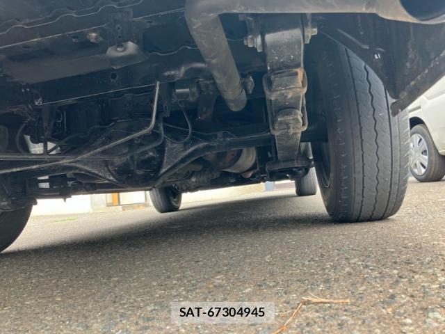 Toyota HIACE VAN 2009-01 8876433-18