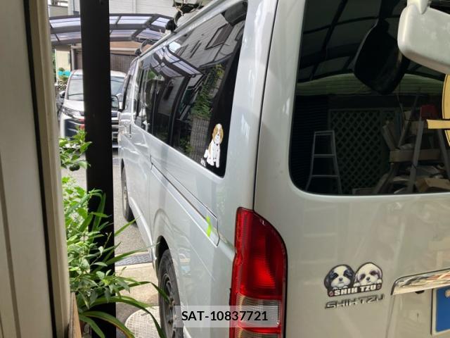 Toyota HIACE VAN 2005-10 8876549-13