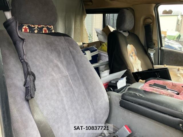 Toyota HIACE VAN 2005-10 8876549-8