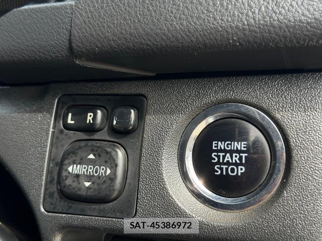 Toyota HIACE VAN 2016-04 8876668-14