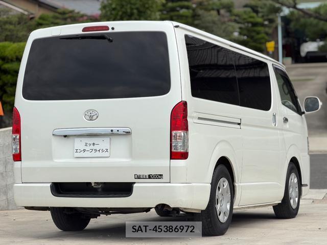Toyota HIACE VAN 2016-04 8876668-3