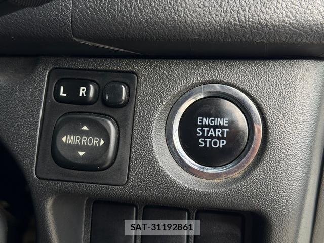 Toyota HIACE VAN 2015-08 8876669-12