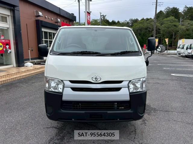 Toyota HIACE VAN 2015-11 8876883-1