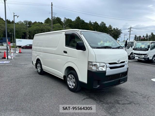 Toyota HIACE VAN 2015-11 8876883-2