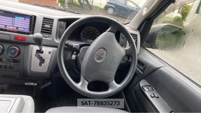 Toyota HIACE VAN 2007-09 8877163-16