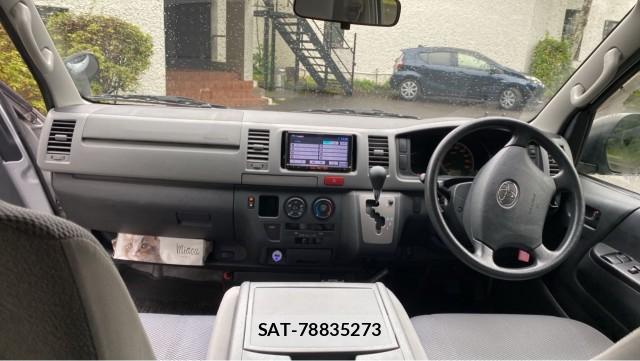 Toyota HIACE VAN 2007-09 8877163-2