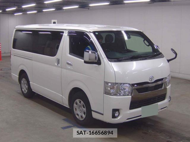 Toyota HIACE VAN 2022-01 8877369-0