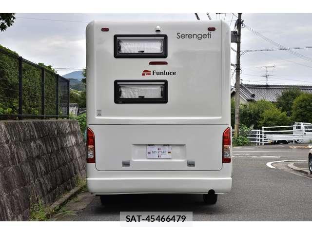 Toyota HIACE VAN 2023-04 8877827-13