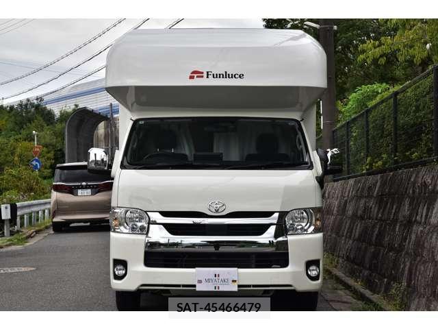 Toyota HIACE VAN 2023-04 8877827-5