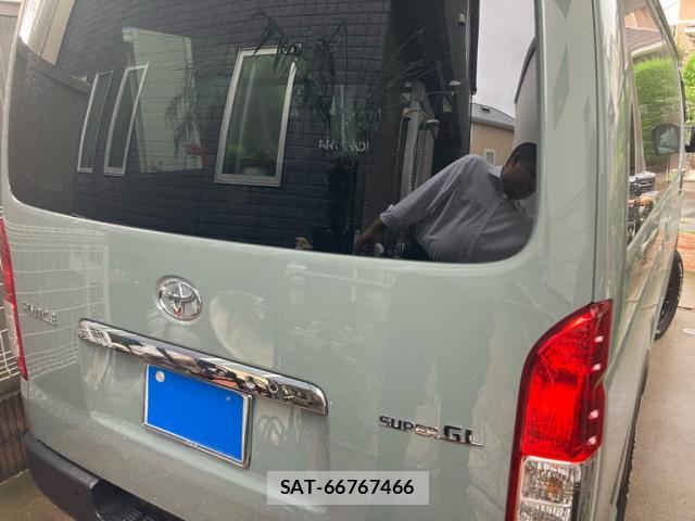 Toyota HIACE VAN 2025-04 8877880-3