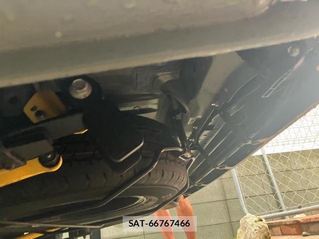 Toyota HIACE VAN 2025-04 8877880-8
