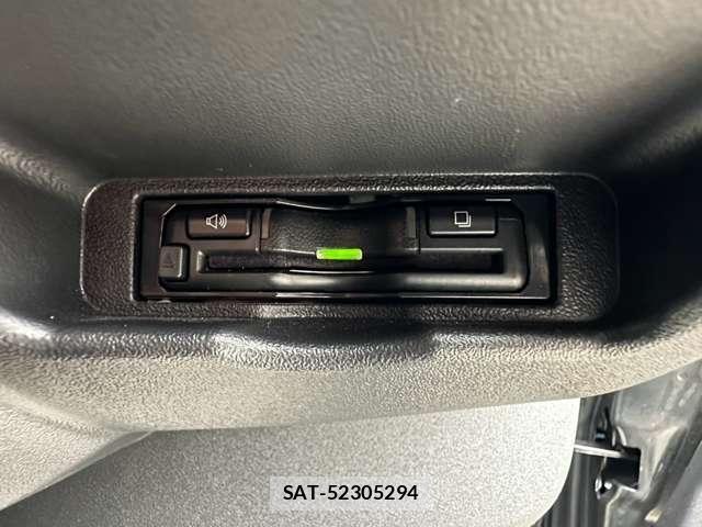 Toyota HIACE VAN 2022-06 8877941-6
