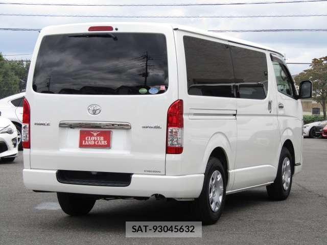 Toyota HIACE VAN 2021-01 8878005-1