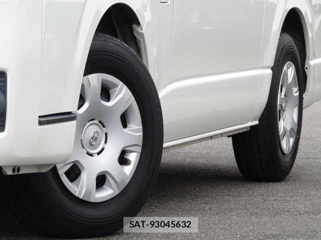 Toyota HIACE VAN 2021-01 8878005-15