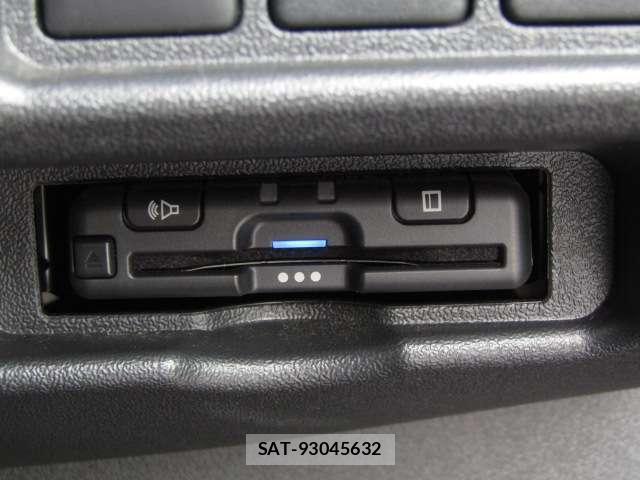 Toyota HIACE VAN 2021-01 8878005-6