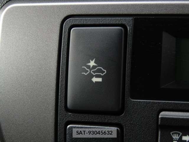 Toyota HIACE VAN 2021-01 8878005-8