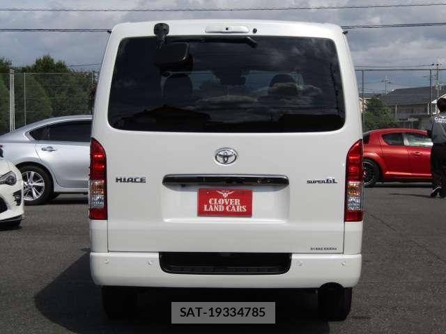 Toyota HIACE VAN 2025-09 8878006-12