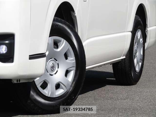 Toyota HIACE VAN 2025-09 8878006-15
