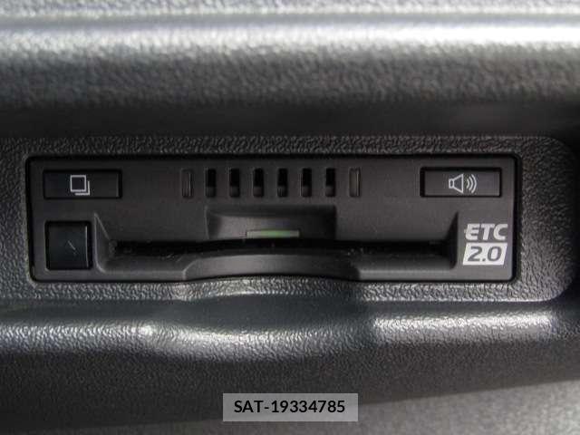 Toyota HIACE VAN 2025-09 8878006-7
