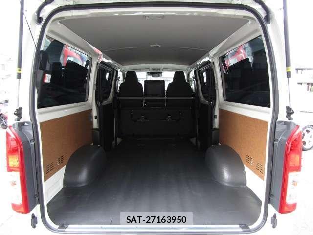 Toyota HIACE VAN 2026-02 8878007-10