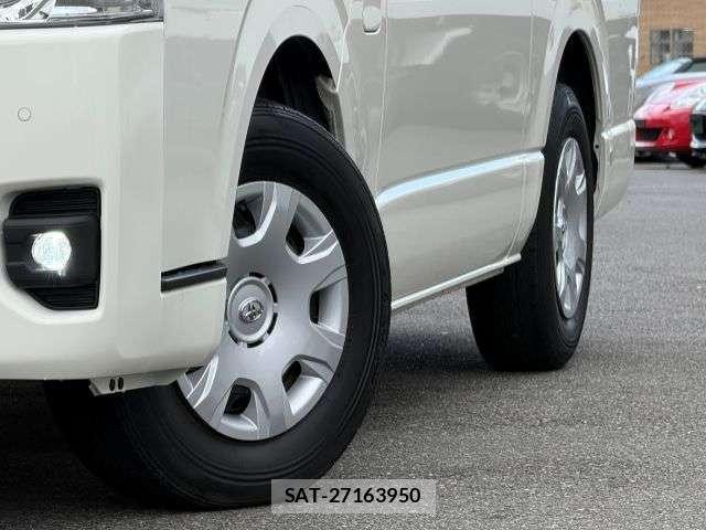 Toyota HIACE VAN 2026-02 8878007-7