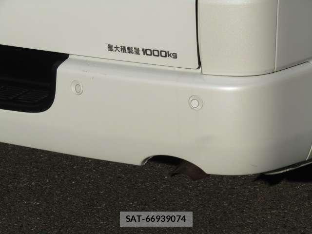 Toyota HIACE VAN 2022-10 8878008-14