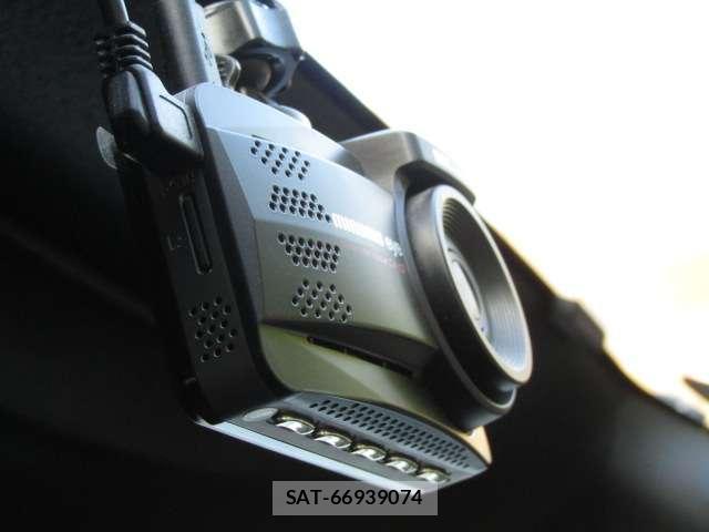 Toyota HIACE VAN 2022-10 8878008-8