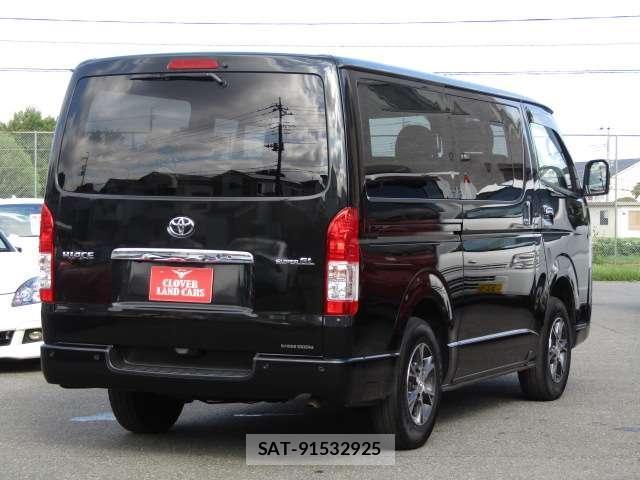 Toyota HIACE VAN 2023-10 8878009-1