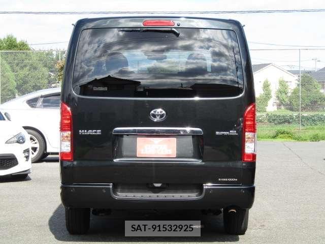 Toyota HIACE VAN 2023-10 8878009-10