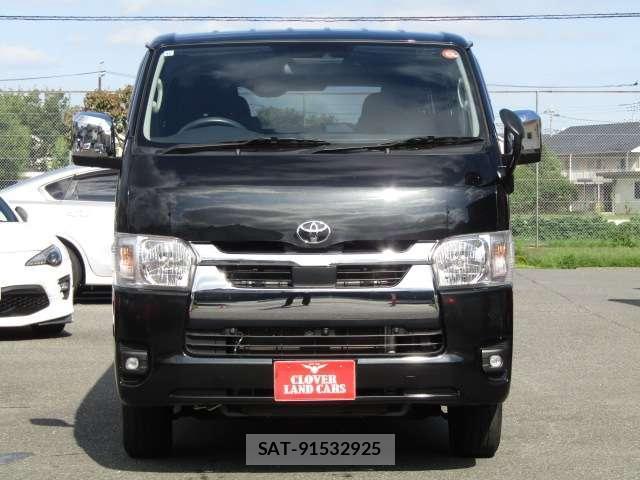 Toyota HIACE VAN 2023-10 8878009-11