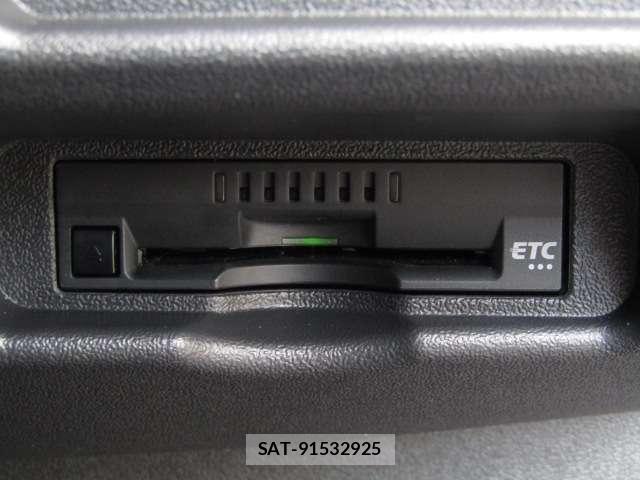 Toyota HIACE VAN 2023-10 8878009-6