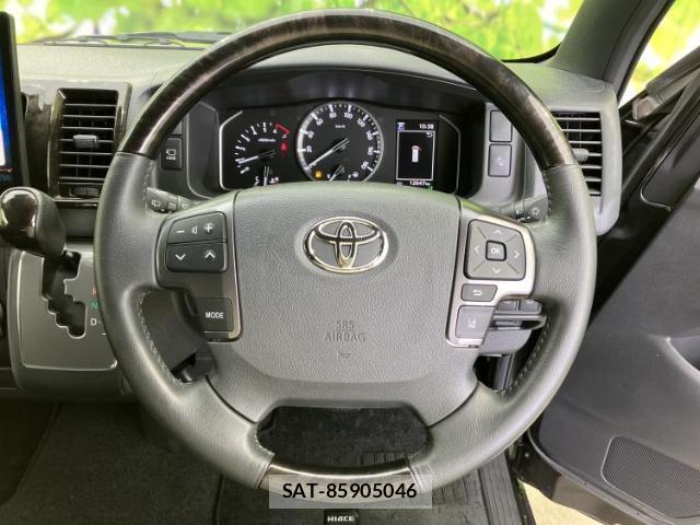 Toyota HIACE VAN 2025-10 8878288-15