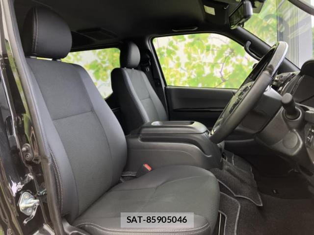 Toyota HIACE VAN 2025-10 8878288-4
