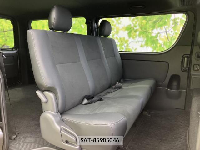 Toyota HIACE VAN 2025-10 8878288-5