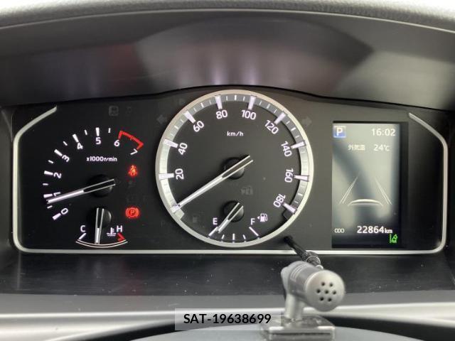 Toyota HIACE VAN 2025-03 8878311-10