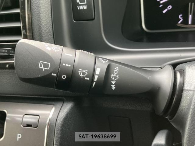 Toyota HIACE VAN 2025-03 8878311-13
