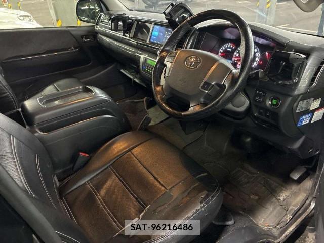 Toyota HIACE WAGON 2020-03 8876090-3