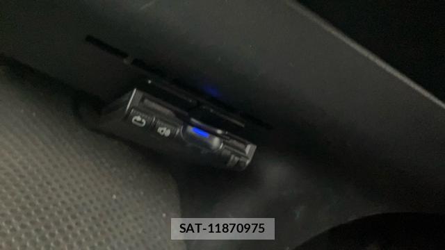Toyota HIACE WAGON 2019-04 8877080-11