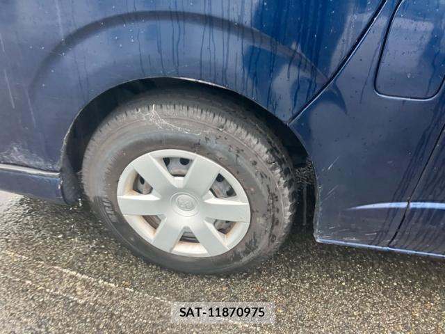Toyota HIACE WAGON 2019-04 8877080-3