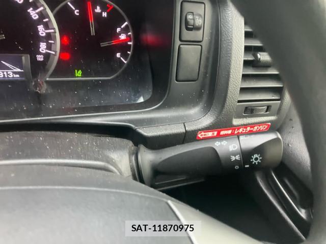 Toyota HIACE WAGON 2019-04 8877080-7