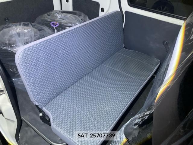 Daihatsu HIJET CARGO 2007-11 8876264-9