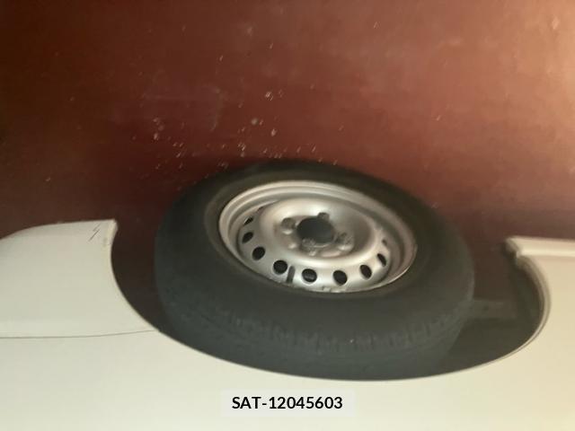 Daihatsu HIJET CARGO 2016-08 8877042-5